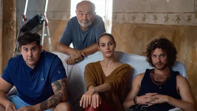 Zengin ve Şımarık izle